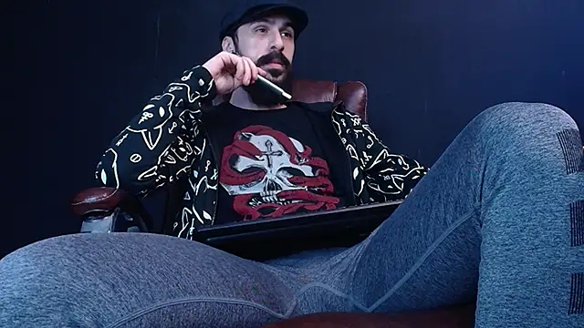 AxelColton online show from March 19, 9:28 am