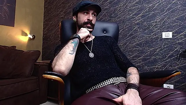 AxelColton online show from January 13, 11:59 am