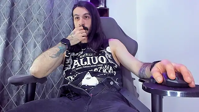 AxelColton online show from February 17, 6:14 pm