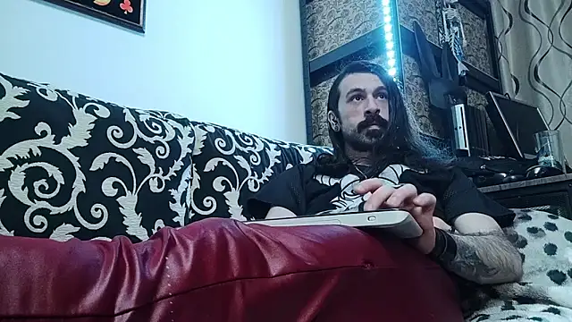 AxelColton online show from February 21, 8:10 pm