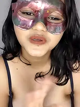 Snapshot of Riya_Stream01 chatting on January 21, 2:11 am Riya Stream01 online show from January 21, 2:11 am