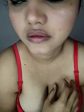 Snapshot of Riya_Stream01 chatting on February 14, 5:14 pm Riya Stream01 online show from February 14, 5:14 pm