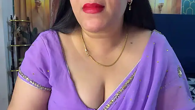 FlatVincy4 online show from April 2, 9:29 am