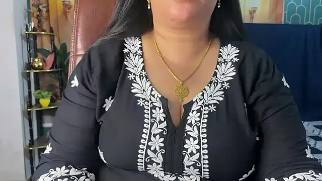 FlatVincy4 online show from April 14, 4:24 pm