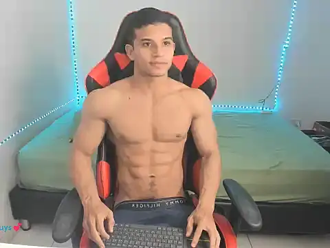 oliver thompsson7 online show from February 9, 12:58 am