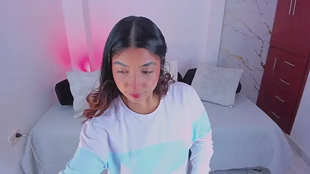 martina roldam online show from March 30, 3:29 am