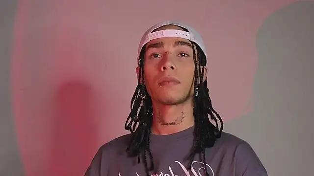 Snapshot of seven7xis chatting on January 13, 5:33 am seven7xis online show from January 13, 5:33 am