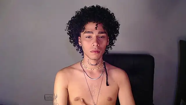 Snapshot of seven7xis chatting on January 24, 10:11 am seven7xis online show from January 24, 10:11 am