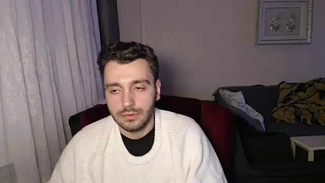 handsomeee04 online show from February 18, 10:39 pm