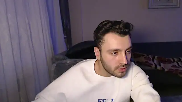 handsomeee04 online show from February 27, 1:38 am