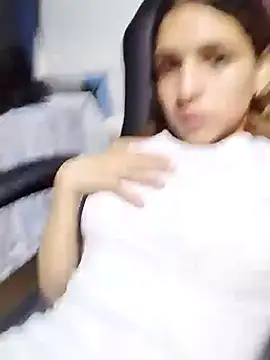 charlotes28 online show from December 27, 2:58 am