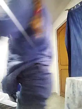 charlotes28 online show from February 26, 1:32 am