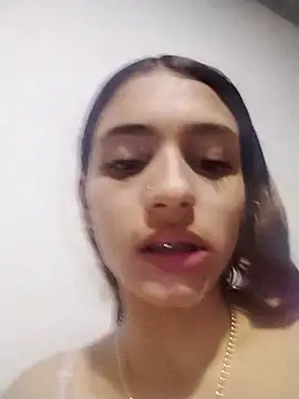 charlotes28 online show from March 17, 12:30 am