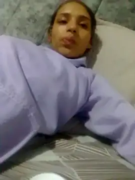 charlotes28 online show from March 21, 8:01 pm