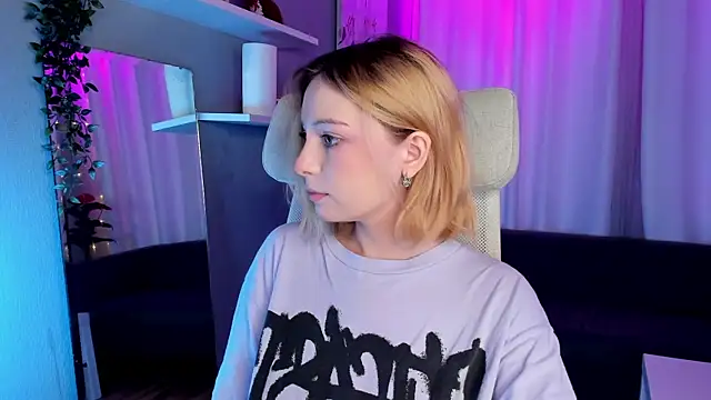 Snapshot of forget_me_not_eve chatting on January 30, 8:32 am forget me not eve online show from January 30, 8:32 am