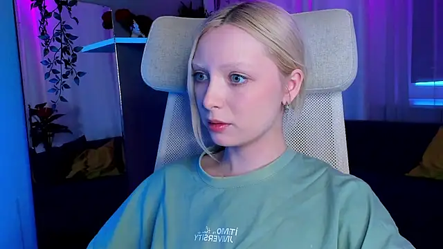 Snapshot of forget_me_not_eve chatting on February 16, 11:49 am forget me not eve online show from February 16, 11:49 am