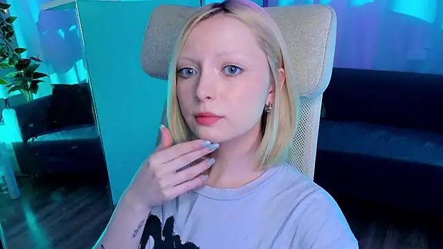 Snapshot of forget_me_not_eve chatting on March 2, 8:05 am forget me not eve online show from March 2, 8:05 am