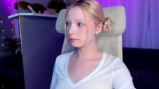 Snapshot of forget_me_not_eve chatting on March 12, 9:34 am forget me not eve online show from March 12, 9:34 am