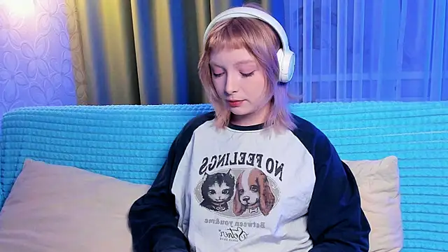 Snapshot of forget_me_not_eve chatting on October 23, 1:21 pm forget me not eve online show from October 23, 1:21 pm