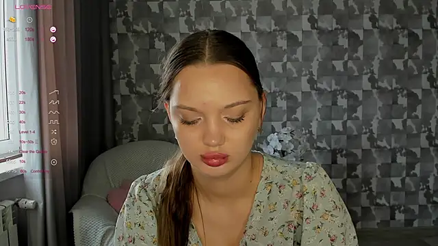 Snapshot of Lovely_Lure chatting on March 13, 6:05 am Lovely Lure online show from March 13, 6:05 am