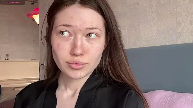 eva varnerr online show from April 13, 10:21 am