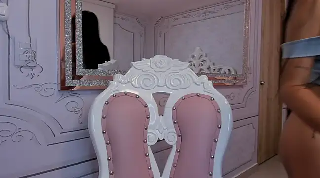 Snapshot of Daphne_Fox_ chatting on March 8, 3:06 am Daphne Fox online show from March 8, 3:06 am