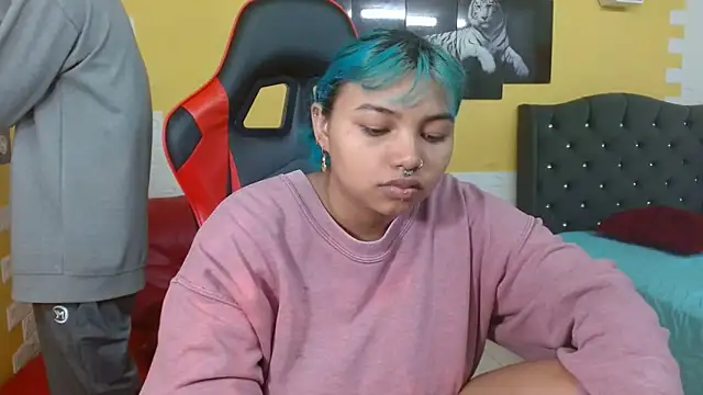 Snapshot of andy_dan18 chatting on February 22, 7:34 pm andy dan18 online show from February 22, 7:34 pm