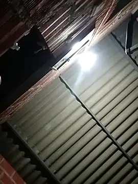 Snapshot of restrepo99 chatting on December 22, 3:33 am restrepo99 online show from December 22, 3:33 am