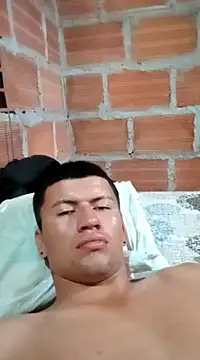 Snapshot of restrepo99 chatting on December 23, 6:05 pm restrepo99 online show from December 23, 6:05 pm