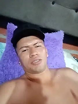 Snapshot of restrepo99 chatting on December 29, 4:08 pm restrepo99 online show from December 29, 4:08 pm