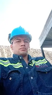 Snapshot of restrepo99 chatting on January 7, 2:30 pm restrepo99 online show from January 7, 2:30 pm