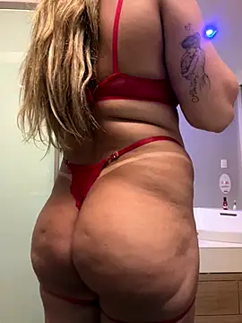 Snapshot of Casadadelicia26 chatting on December 20, 4:41 am Casadadelicia26 online show from December 20, 4:41 am