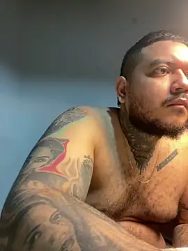 El Titan1998 online show from June 2, 11:56 am