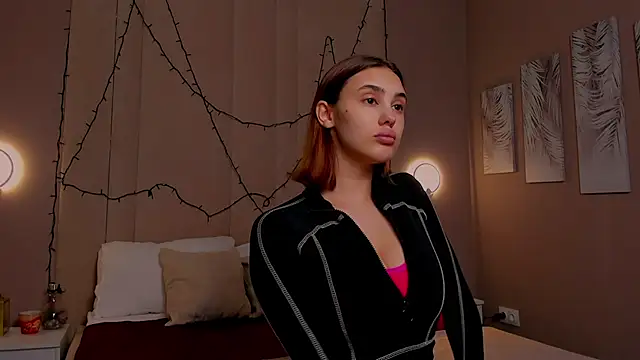 AngelicaKleee online show from September 18, 1:40 am