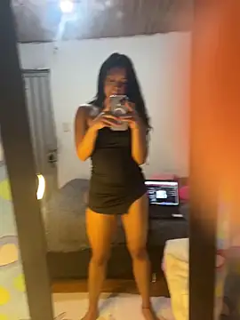 Snapshot of Charlotemonroe chatting on December 26, 3:49 am Charlotemonroe online show from December 26, 3:49 am