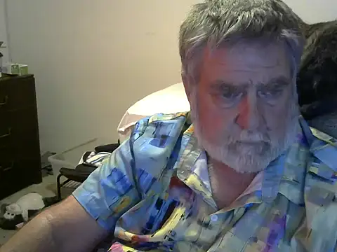 Snapshot of viejo_oso chatting on September 20, 2:23 am viejo oso online show from September 20, 2:23 am