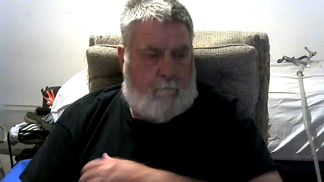 viejo oso online show from March 15, 5:02 am