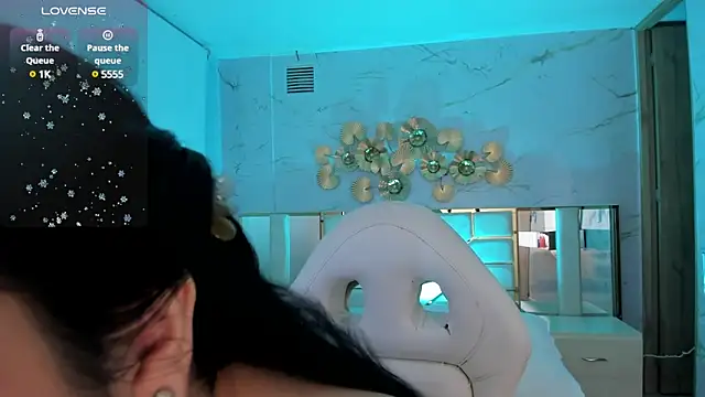 stefany duque1  online show from March 7, 2:36 am