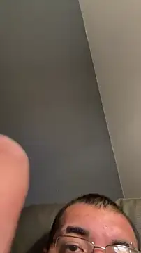 Snapshot of cloudy_couple444 chatting on January 18, 2:59 am cloudy couple444 online show from January 18, 2:59 am