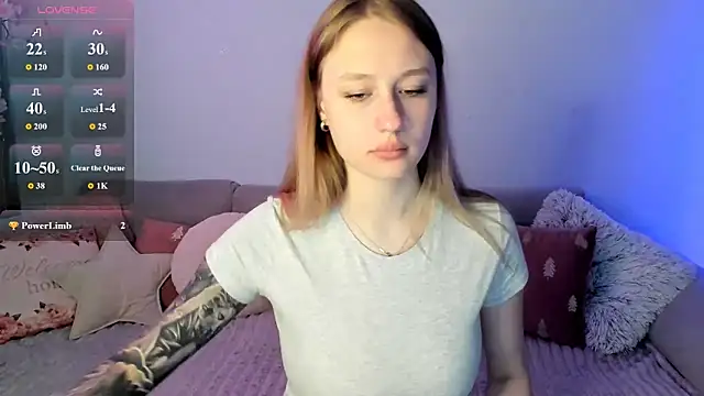 Haley Vixen online show from May 26, 8:10 am