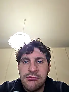 michemichemiche8 online show from February 16, 5:20 pm