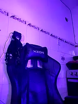 Snapshot of StarSex22 chatting on January 17, 6:36 am StarSex22 online show from January 17, 6:36 am