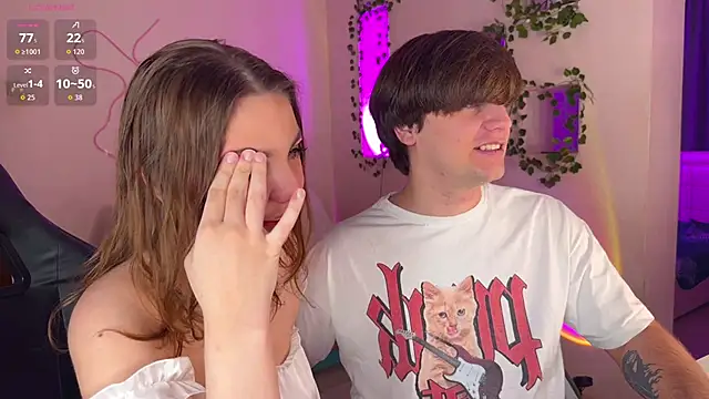 RobertAndLinela online show from November 28, 1:19 am