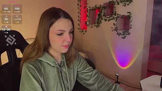 RobertAndLinela online show from February 12, 9:15 am