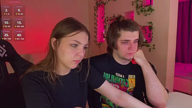 RobertAndLinela online show from July 10, 1:58 pm