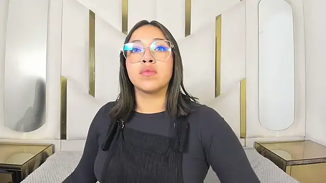 IsabellRodriguez18 online show from February 22, 3:07 am