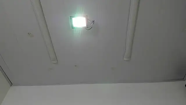 Snapshot of IsabellRodriguez18 chatting on July 5, 4:19 am IsabellRodriguez18 online show from July 5, 4:19 am