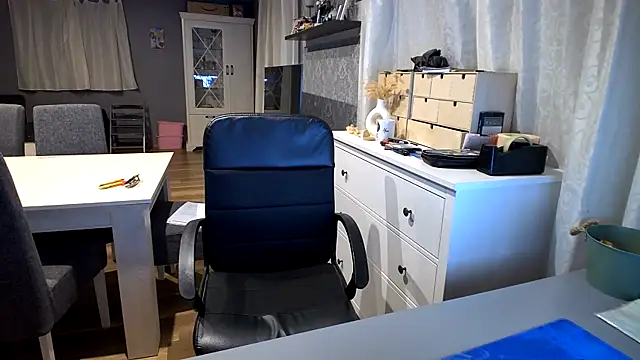 Snapshot of ScuddyCum chatting on September 26, 11:09 pm ScuddyCum online show from September 26, 11:09 pm