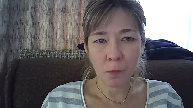 EllaJohnsonX online show from January 12, 11:28 am