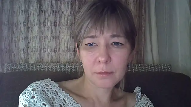 EllaJohnsonX online show from January 18, 3:20 am